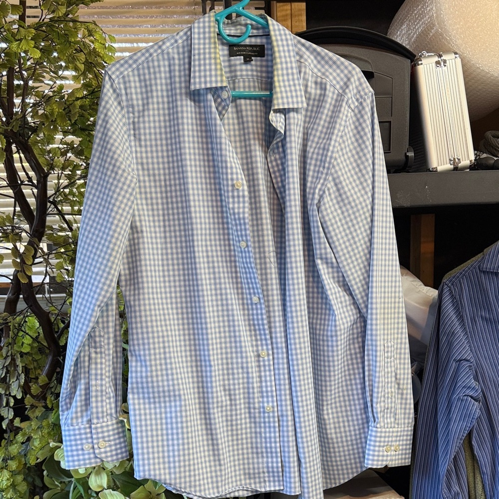 Banana Republic Light Blue Checkered Button Down Shirt